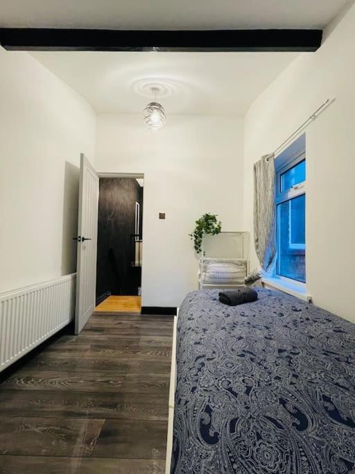 Central Area Terraced House With Private Hot Tub Lincoln Exteriör bild